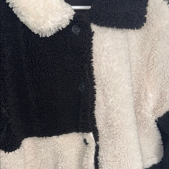 Motel Nuna Sherpa Jacket - Picture 5 of 8